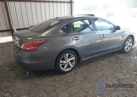 2015 Nissan Altima 2.5 Sv z USA, uszkodzony, nr VIN 1N4AL3AP4FC438901